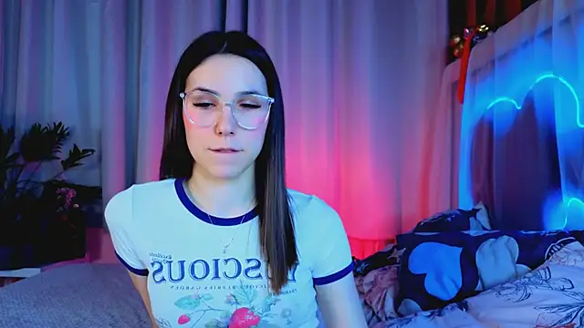 -CindyLou's cam snapshot