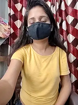 Ruhi_07's cam snapshot