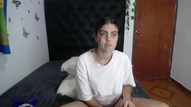 isabel_09's cam snapshot