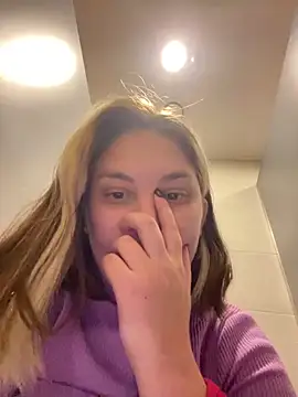 KateBurlesk's cam snapshot