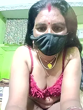 YOURFIVAA's cam snapshot