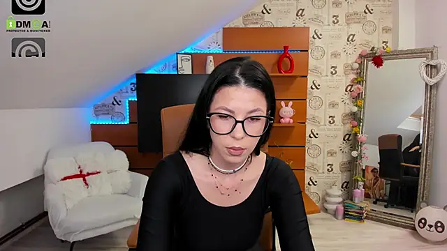 EmillyTaylor's cam snapshot