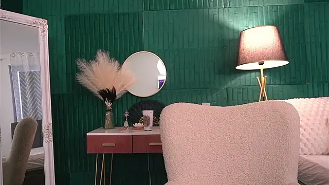 HaileyMoonn's cam snapshot