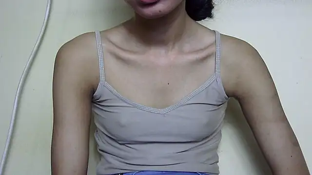 Anu_tiny's cam snapshot