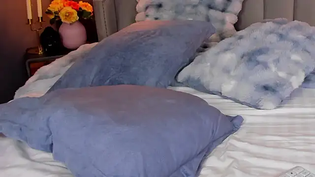 SonyaParker's cam snapshot