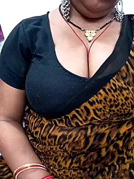 Sweet-meetha1's cam snapshot