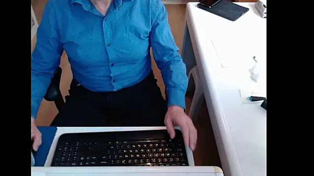 dutchpornking's cam snapshot