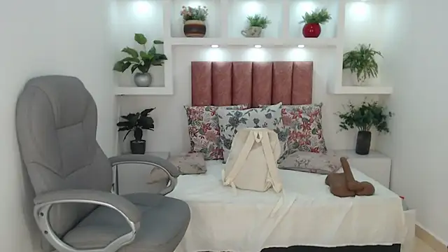 Milaa_Star_ live sex cam