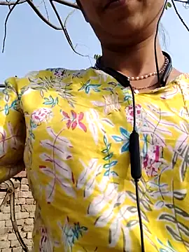 Maahi_20's cam snapshot