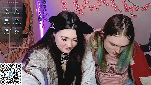 _Sweetie_Kitty_ live sex cam