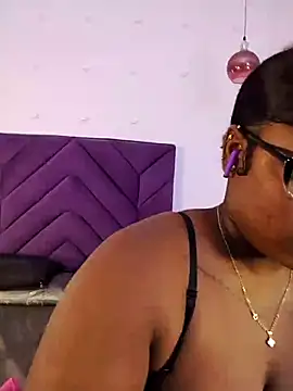 Meeganfoox's cam snapshot