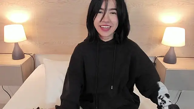 dolleyes10's cam snapshot