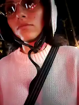 Izabella_Bella live sex cam