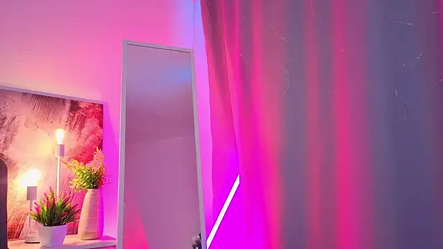 Leyla_crsh's cam snapshot