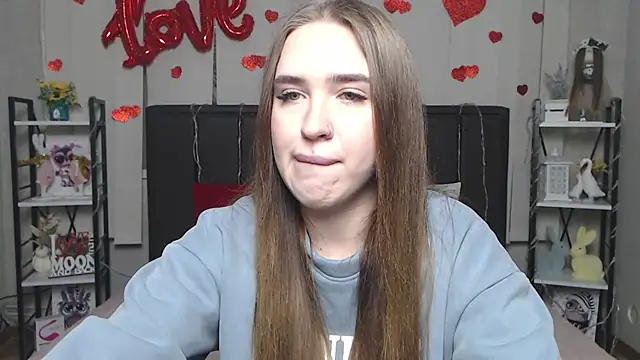 LauraHlot live sex cam