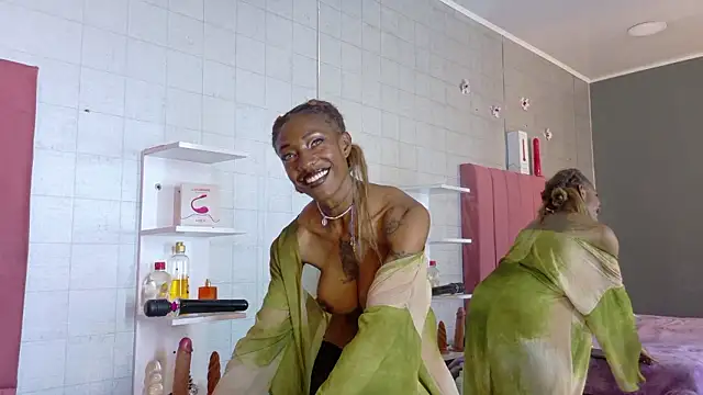 DaniaMarcell's cam snapshot