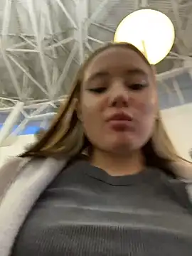 VineraSweet's cam snapshot