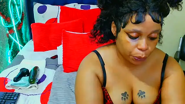 THESHORTQUEEN's cam snapshot