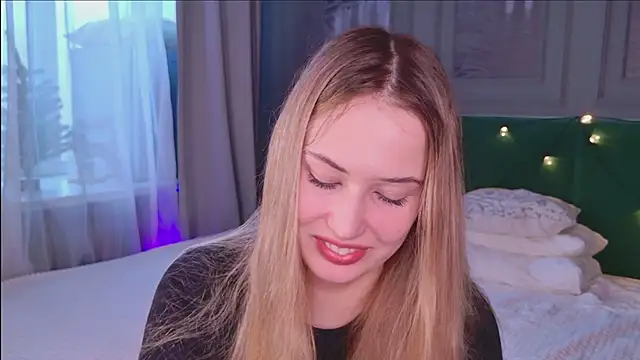 Sofii_Ly's cam snapshot