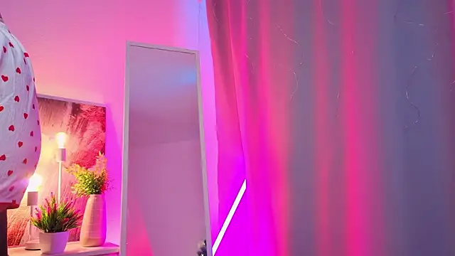 Leyla_crsh's cam snapshot