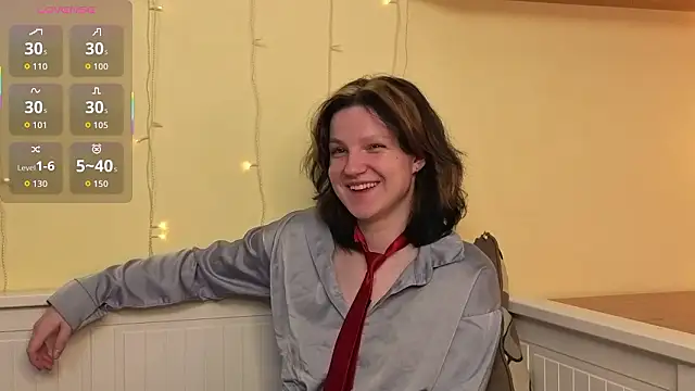 LatinaHuguenin's cam snapshot