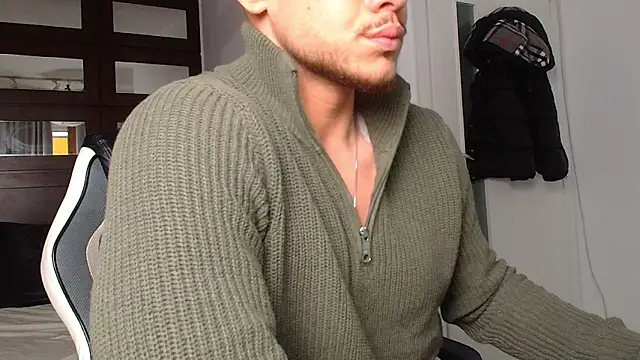 ElijahThorne live sex cam