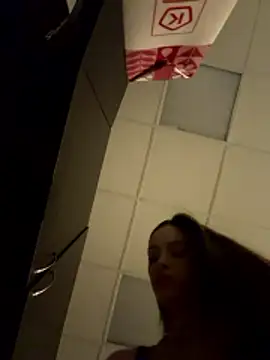 MarilynNova's cam snapshot