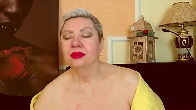 LadyPosh's cam snapshot