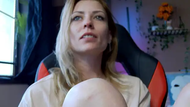 karo123421's cam snapshot