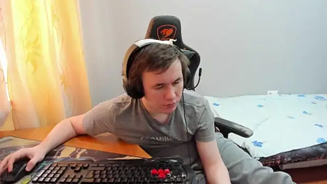 iliaskrislove live sex cam