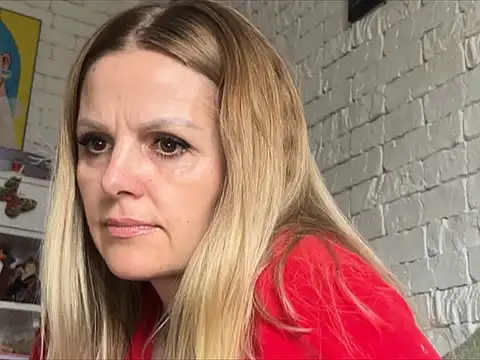 Angel_girllovemy's cam snapshot