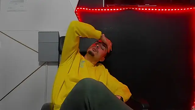 BrandonTate live sex cam