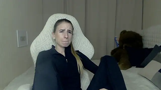 DeboraHorny's cam snapshot