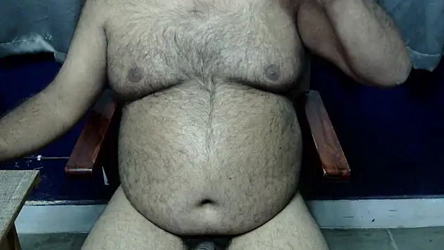 hairysubcub_70's cam snapshot