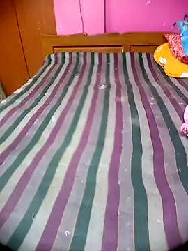 Hooghlypinkivabi's cam snapshot