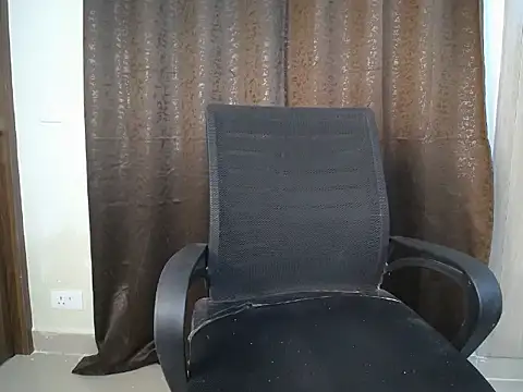 Devil_lily7's cam snapshot