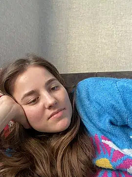 Lady_woman's cam snapshot