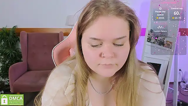Erica__Alta's cam snapshot