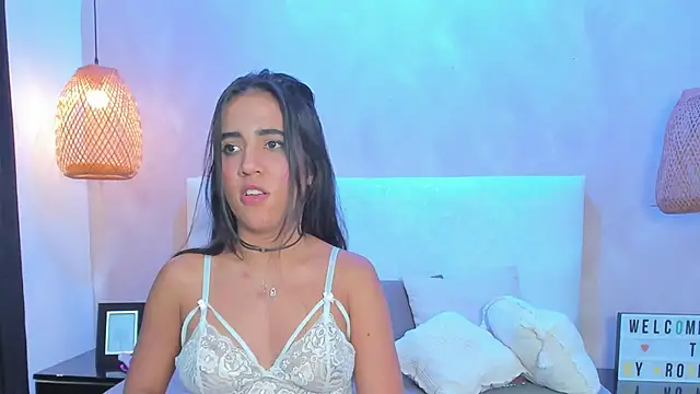 Piinksoul149's cam snapshot