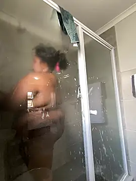 MissLola27's cam snapshot