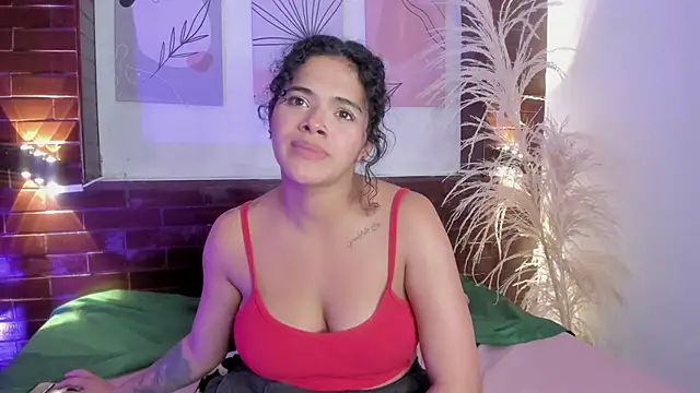 ATENA_JB live sex cam