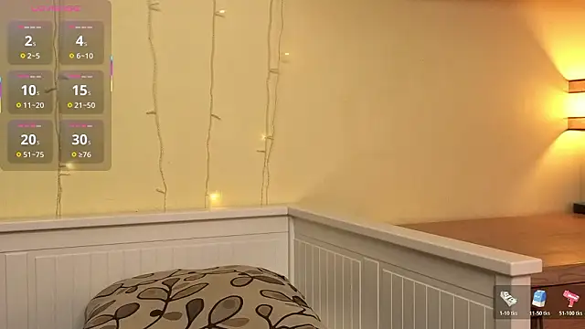 LatinaHuguenin's cam snapshot