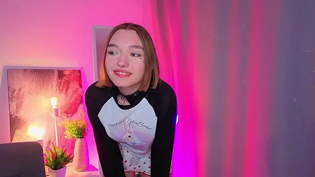 Leyla_crsh's cam snapshot