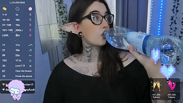 Dixi_Pixi_'s cam snapshot