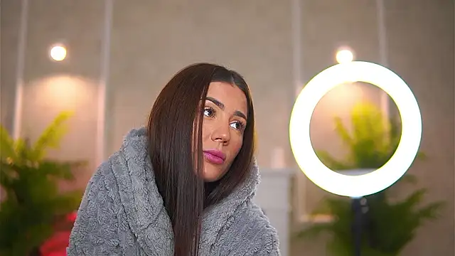 Abbela_White's cam snapshot