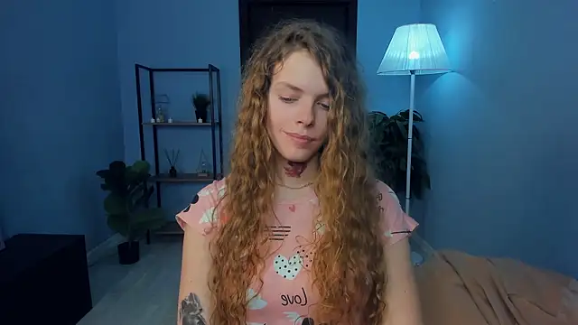 RayaNenlia's cam snapshot