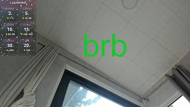 Ella_Vee's cam snapshot