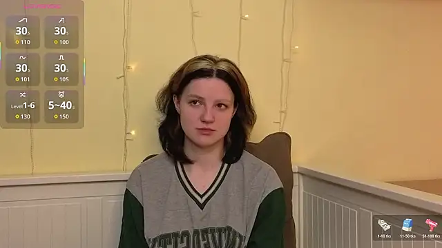 LatinaHuguenin's cam snapshot