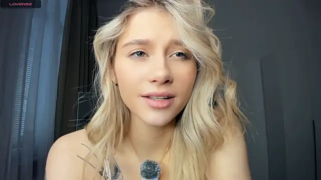 FaaBinaa live sex cam