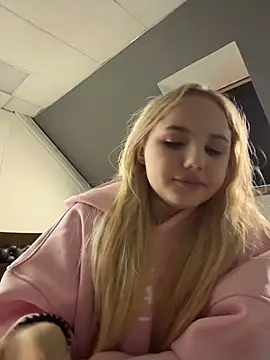 Sky_Cutie's cam snapshot